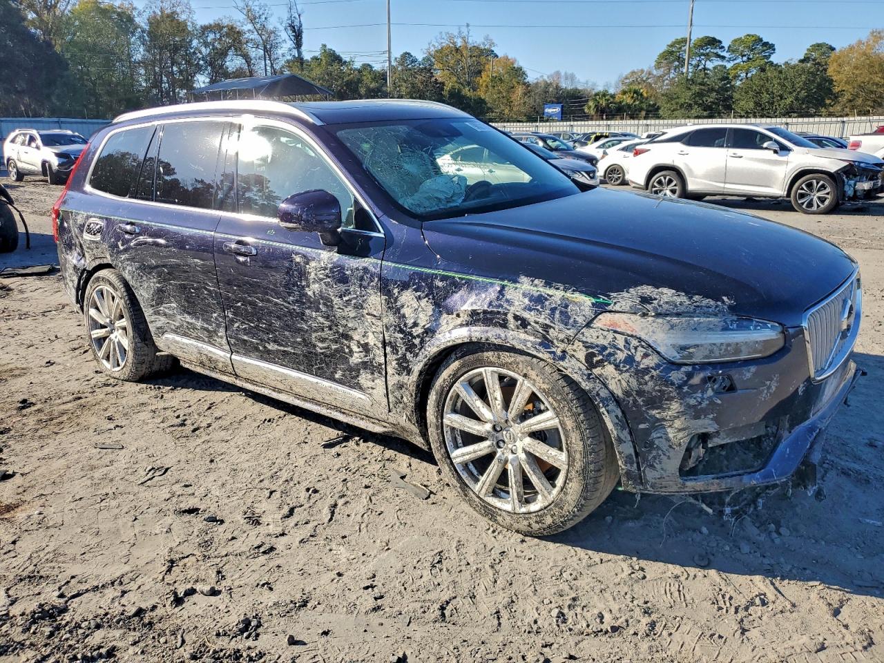 2017 VOLVO XC90 T6 photo 7