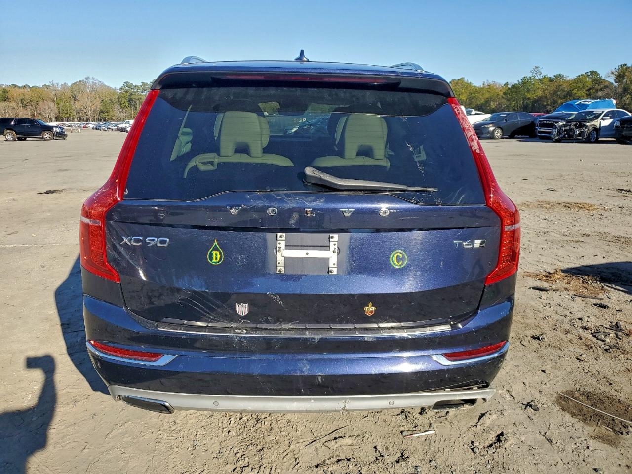 2017 VOLVO XC90 T6 photo 11