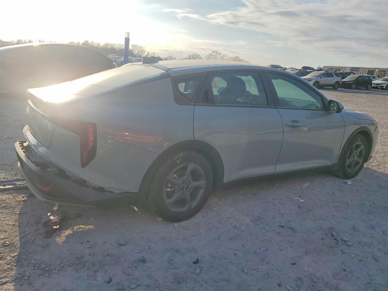 2025 KIA K4 LX photo 3