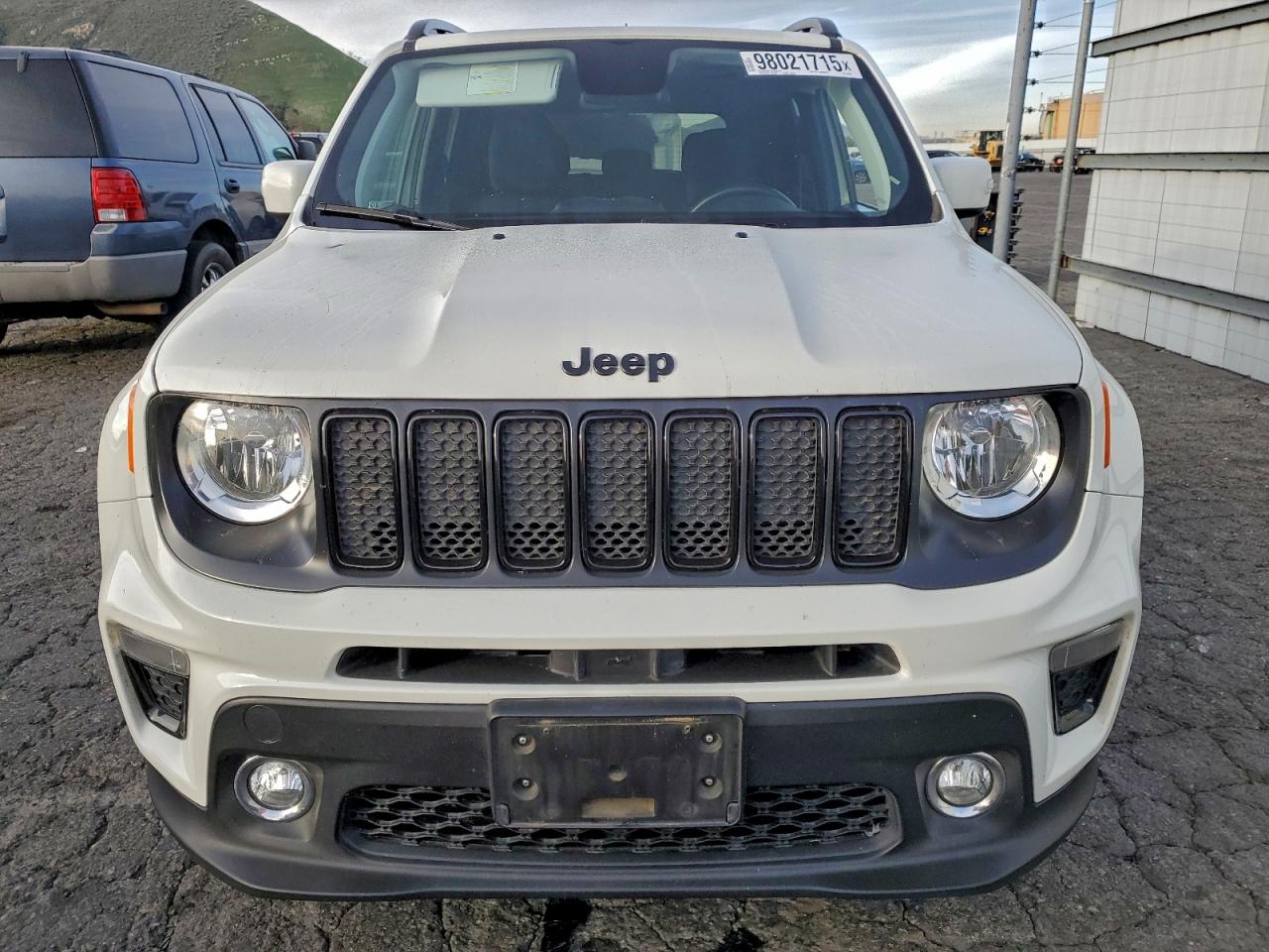 2019 JEEP RENEGADE LATITUDE photo 9