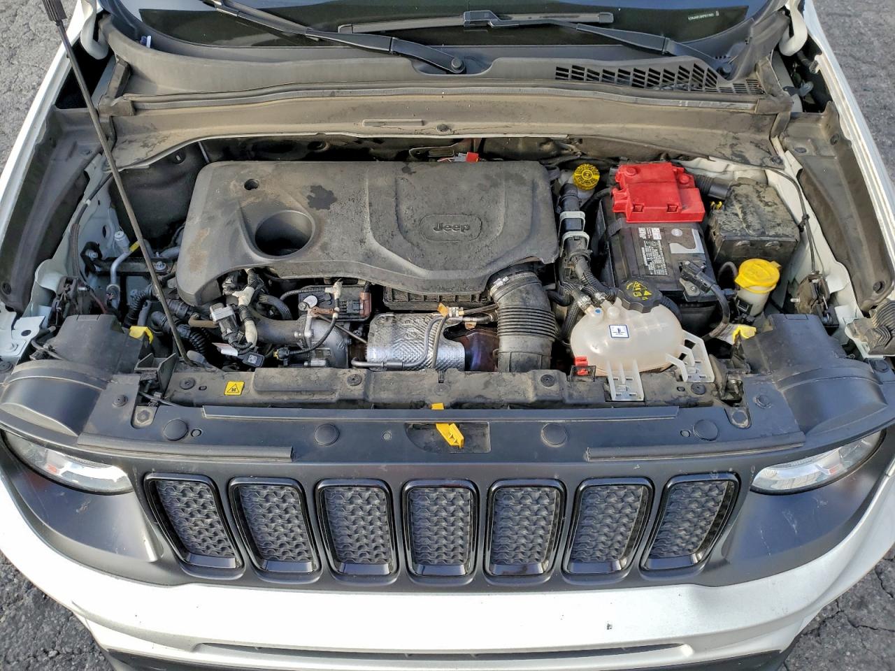 2019 JEEP RENEGADE LATITUDE photo 21