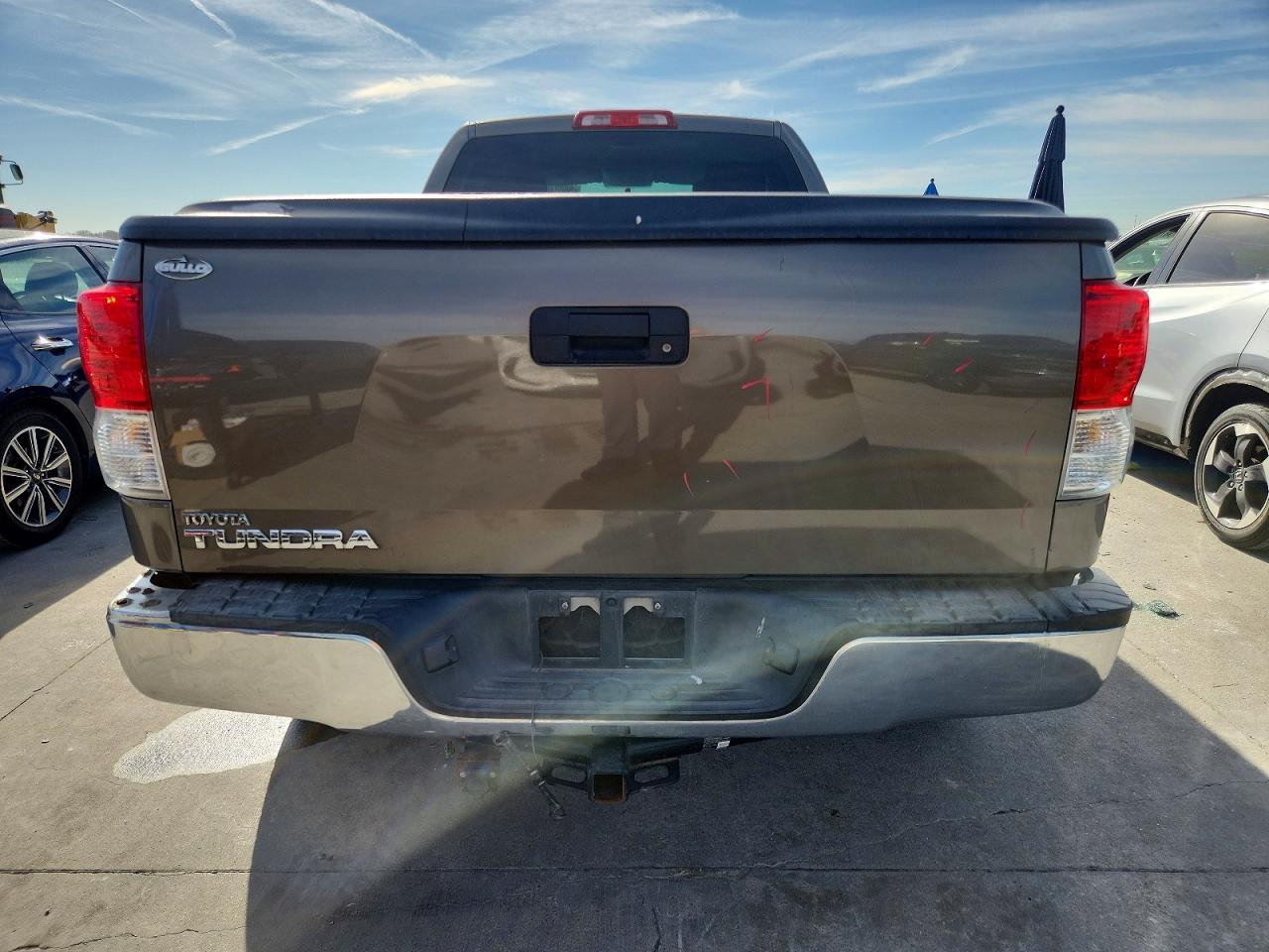 2010 TOYOTA TUNDRA DOUBLE CAB SR5 photo 11