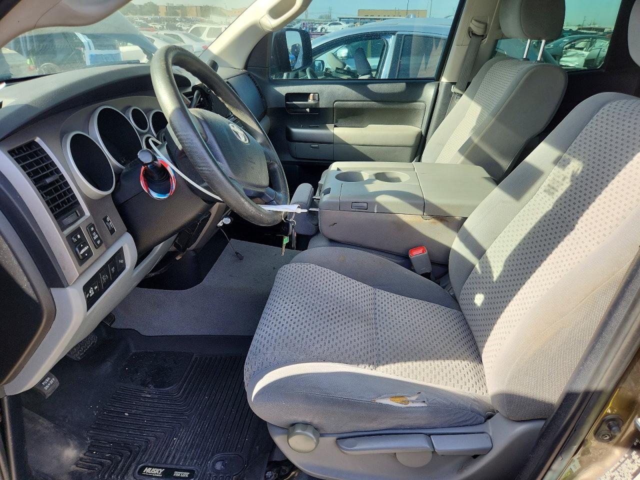 2010 TOYOTA TUNDRA DOUBLE CAB SR5 photo 13