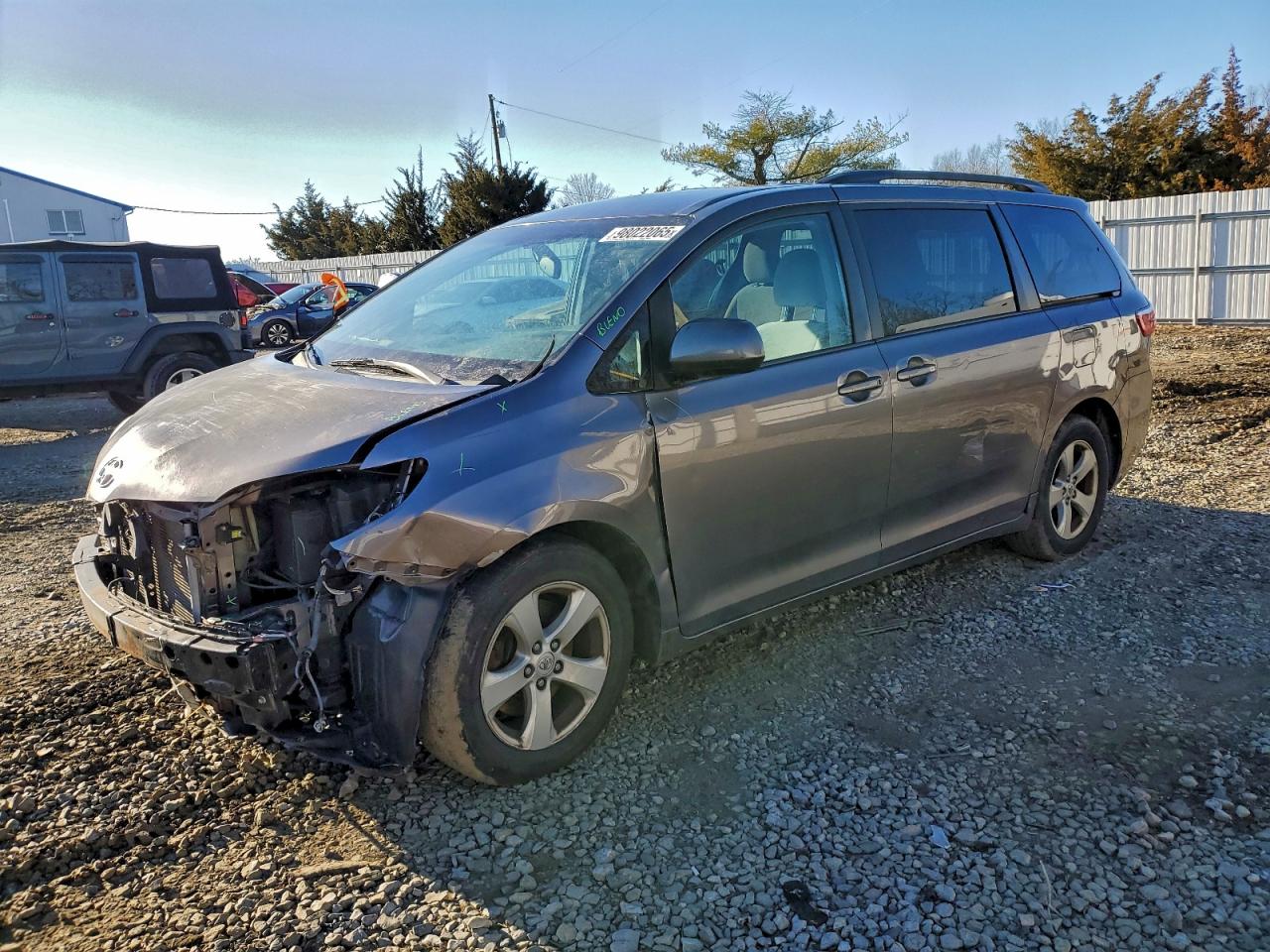 2015 TOYOTA SIENNA