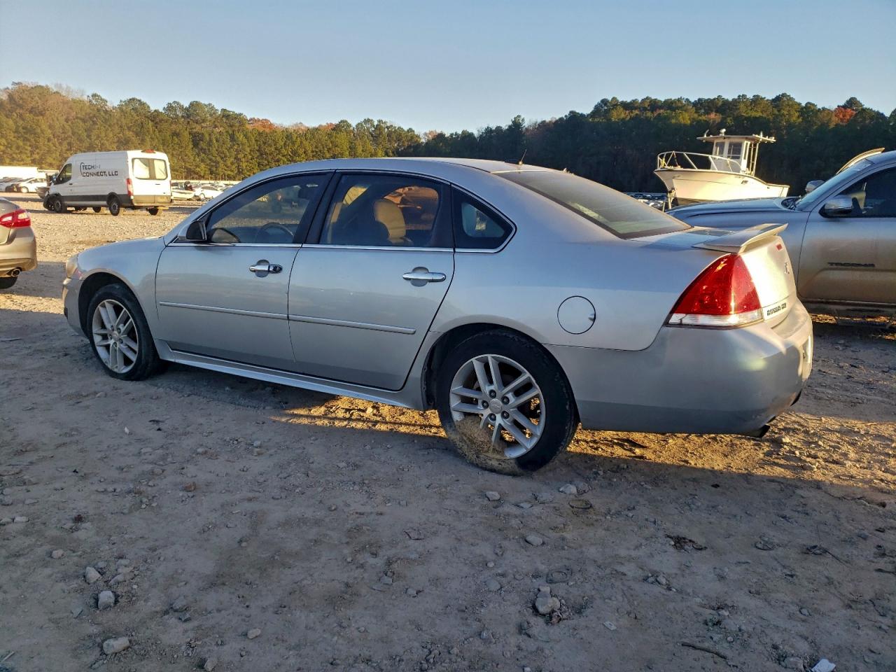 2013 CHEVROLET IMPALA LTZ photo 2