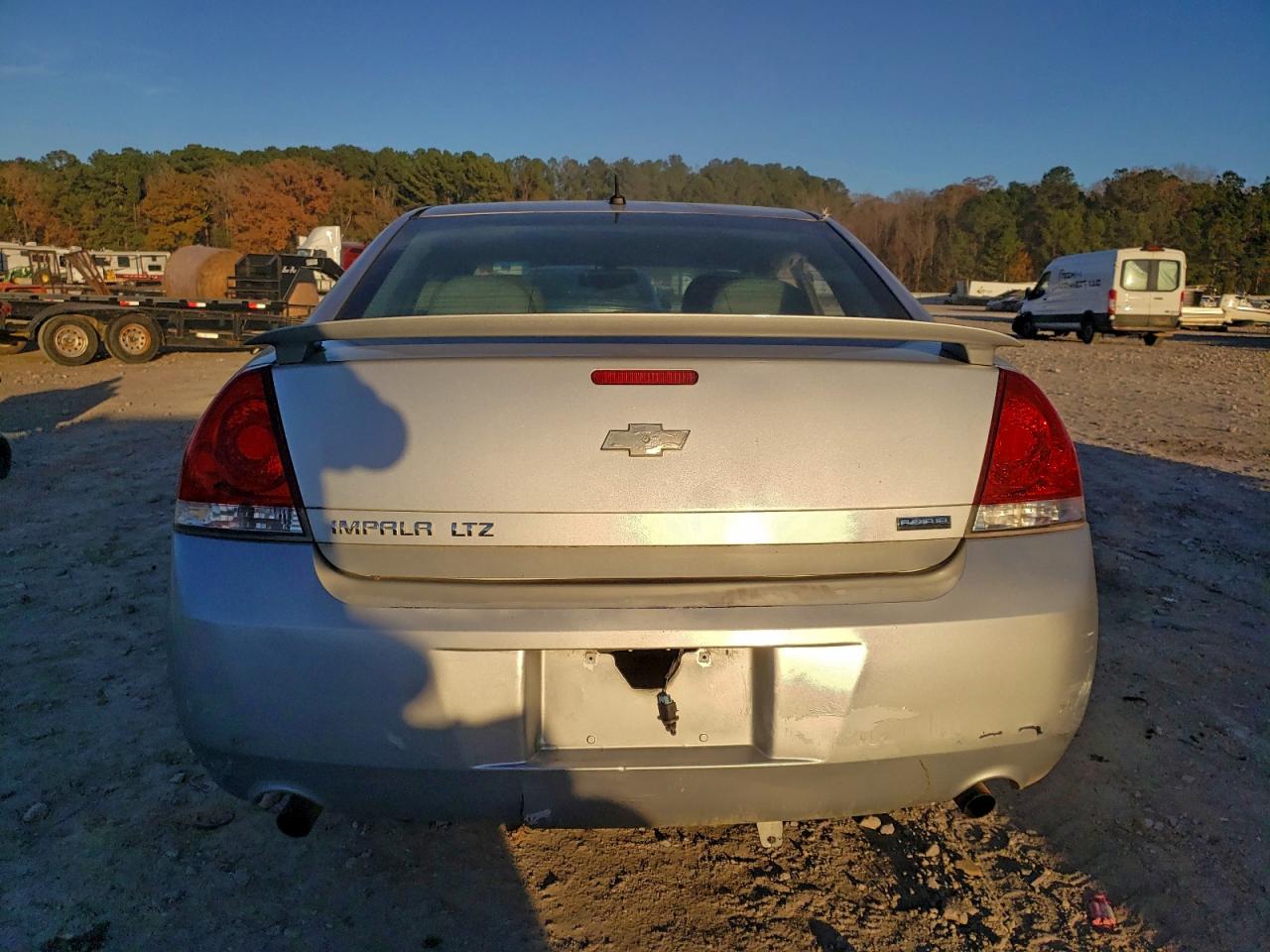 2013 CHEVROLET IMPALA LTZ photo 6