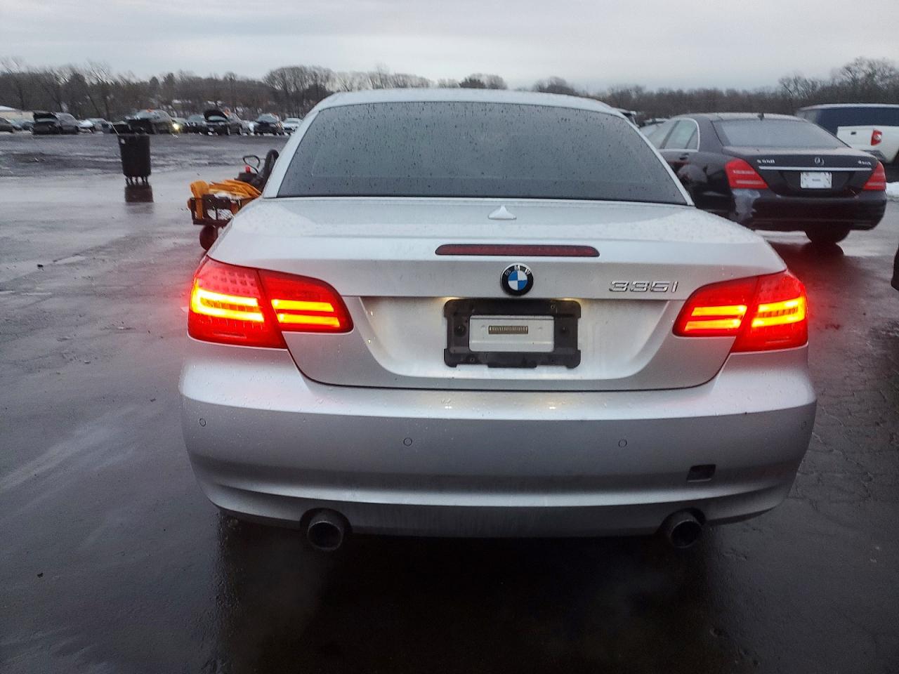 2011 BMW 335 I photo 6
