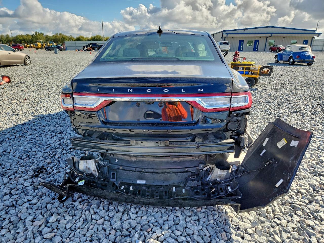 2020 LINCOLN CONTINENTAL RESERVE photo 6