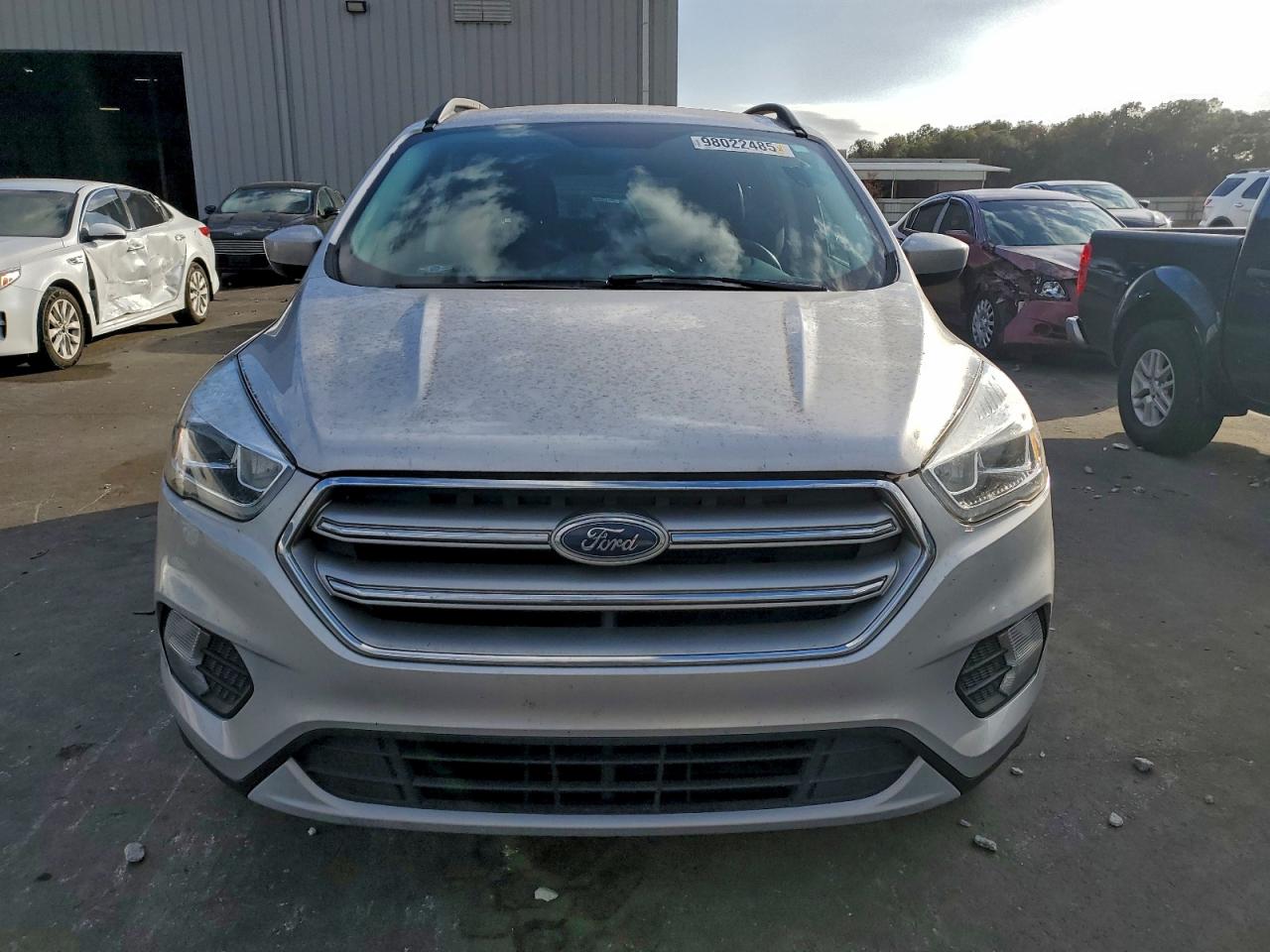 2017 FORD ESCAPE SE photo 5