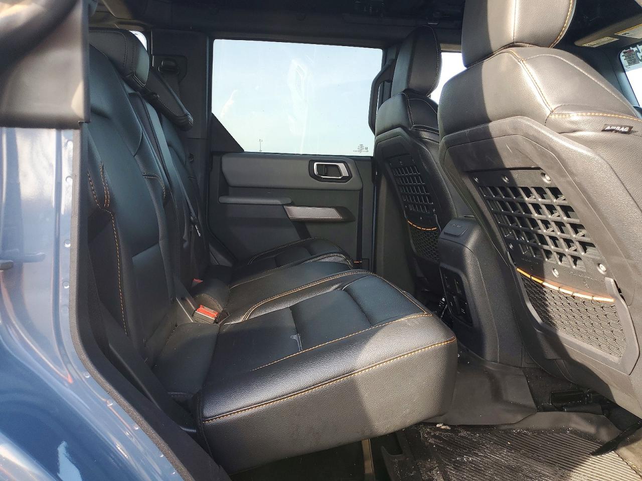 2023 FORD BRONCO BASE photo 10