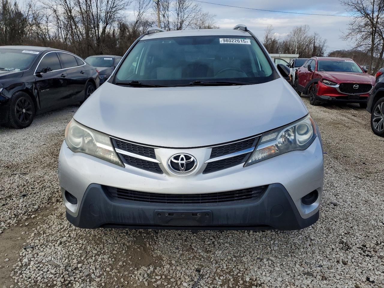 2015 TOYOTA RAV4 LE photo 5
