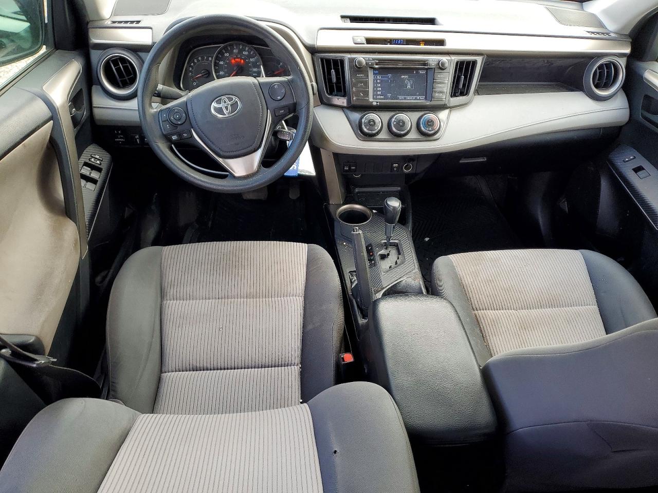 2015 TOYOTA RAV4 LE photo 8