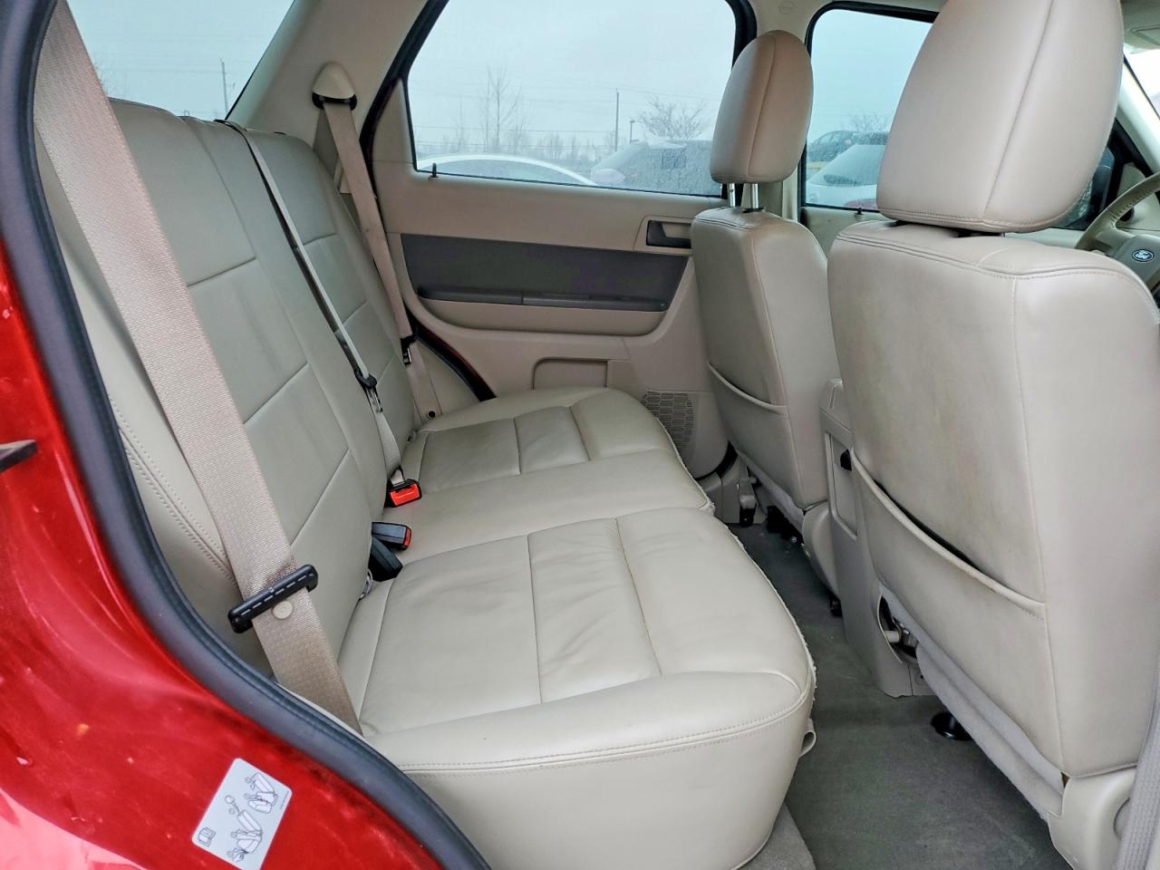 2011 FORD ESCAPE XLT photo 11
