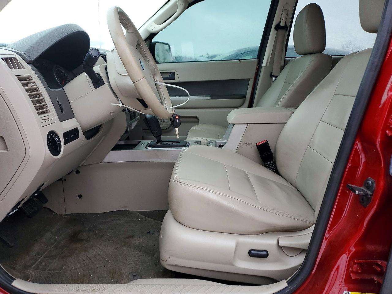 2011 FORD ESCAPE XLT photo 7