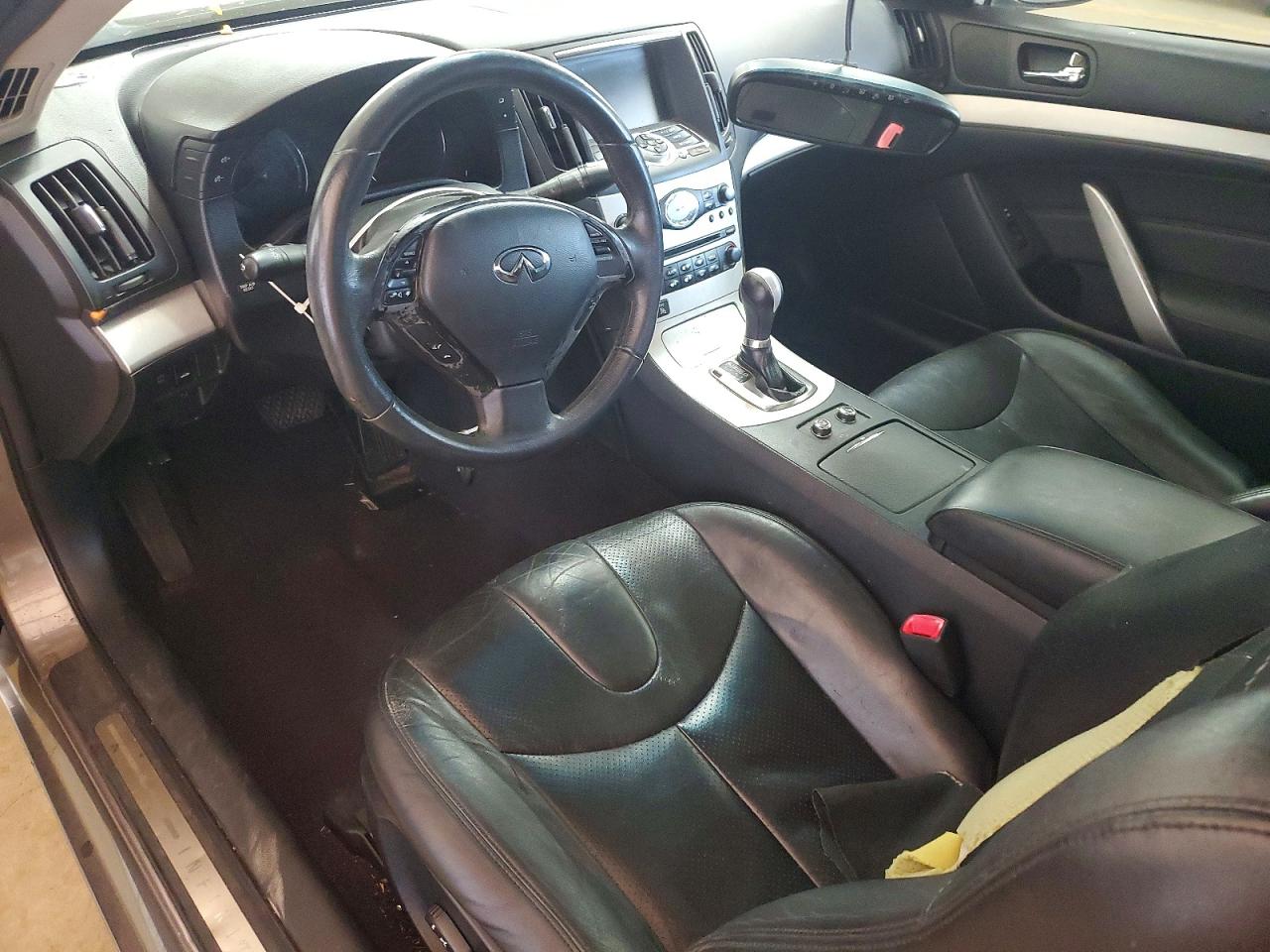 2009 INFINITI G37 BASE photo 8