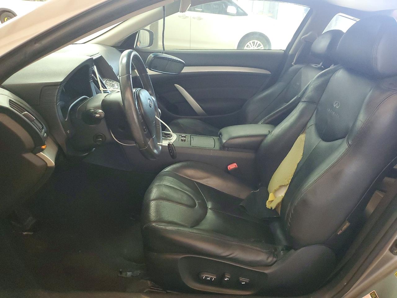 2009 INFINITI G37 BASE photo 7