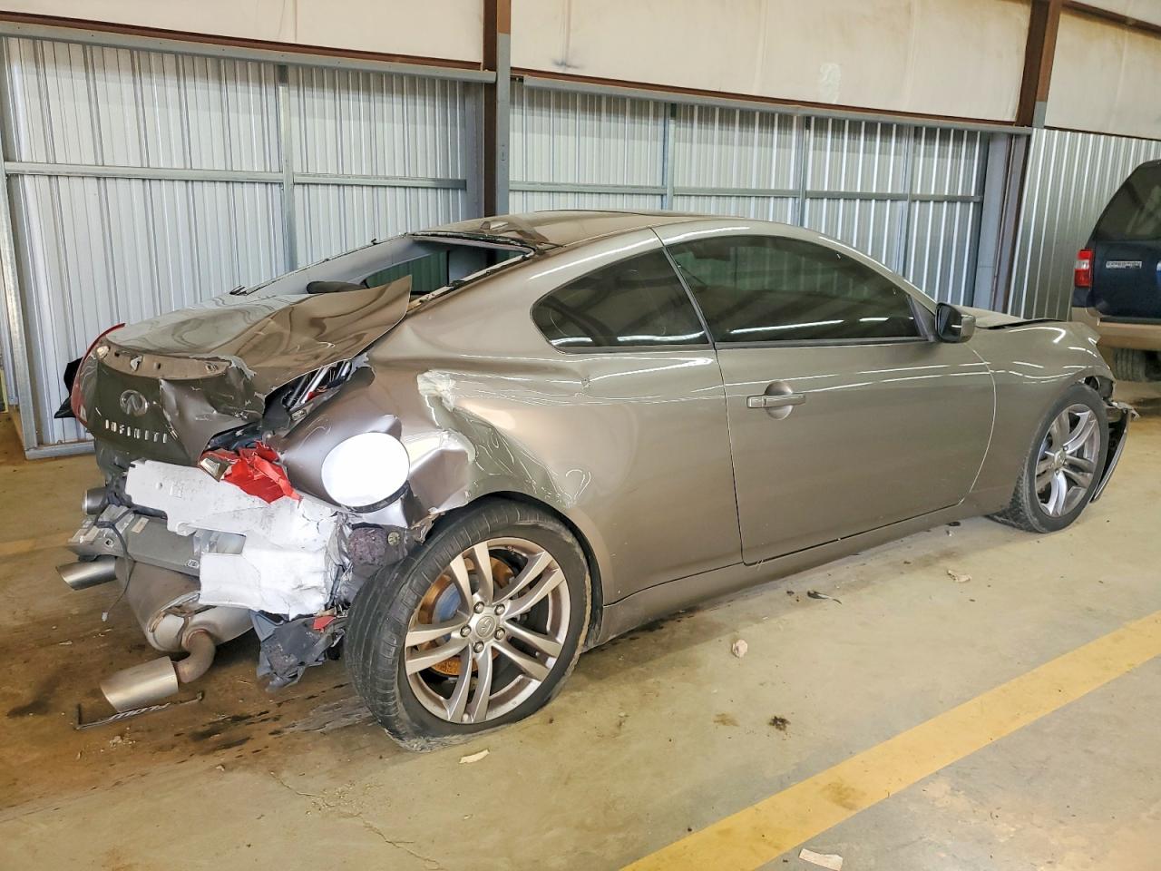 2009 INFINITI G37 BASE photo 3