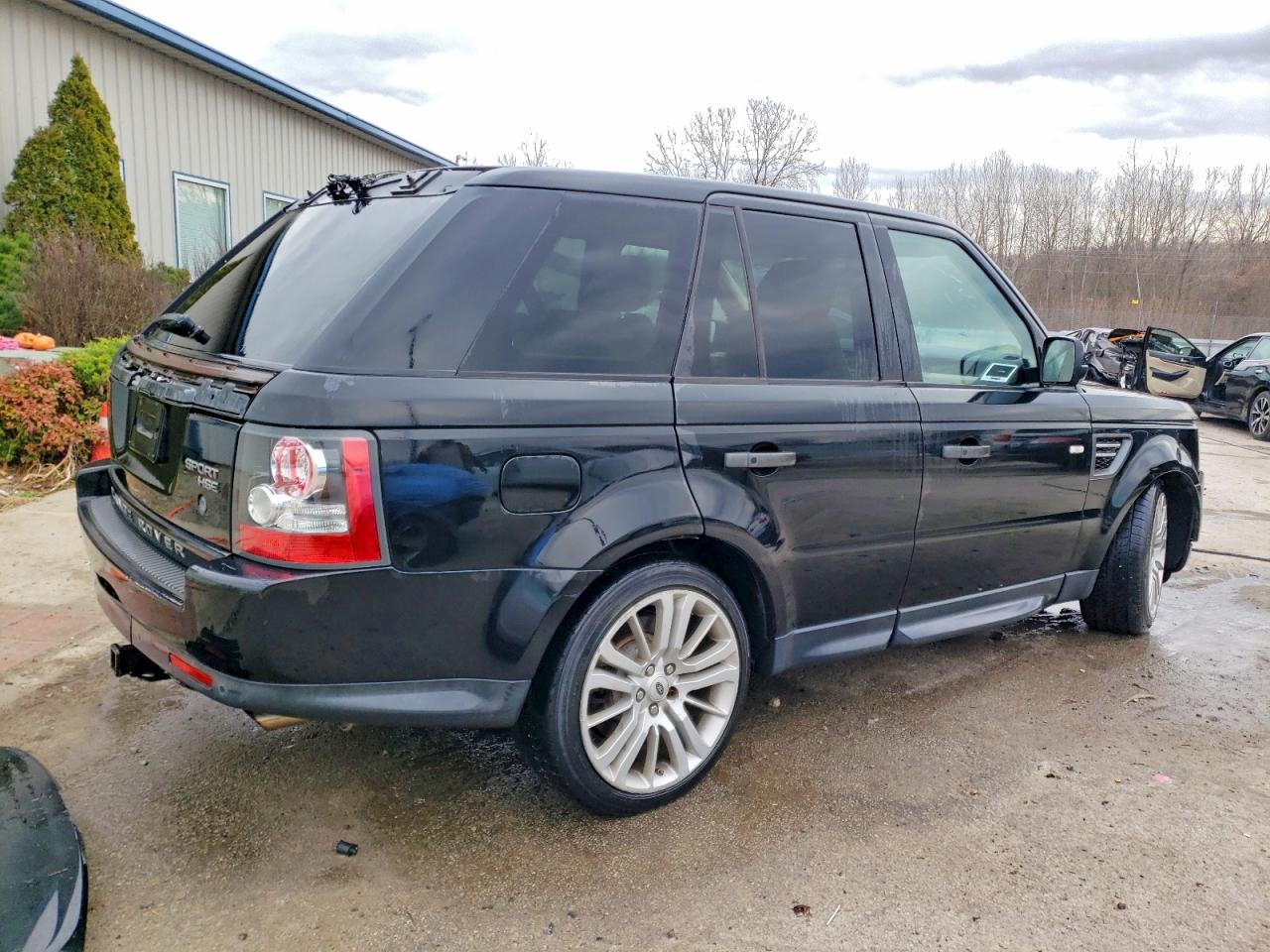 2010 LAND ROVER RANGE ROVER SPORT LUX photo 3