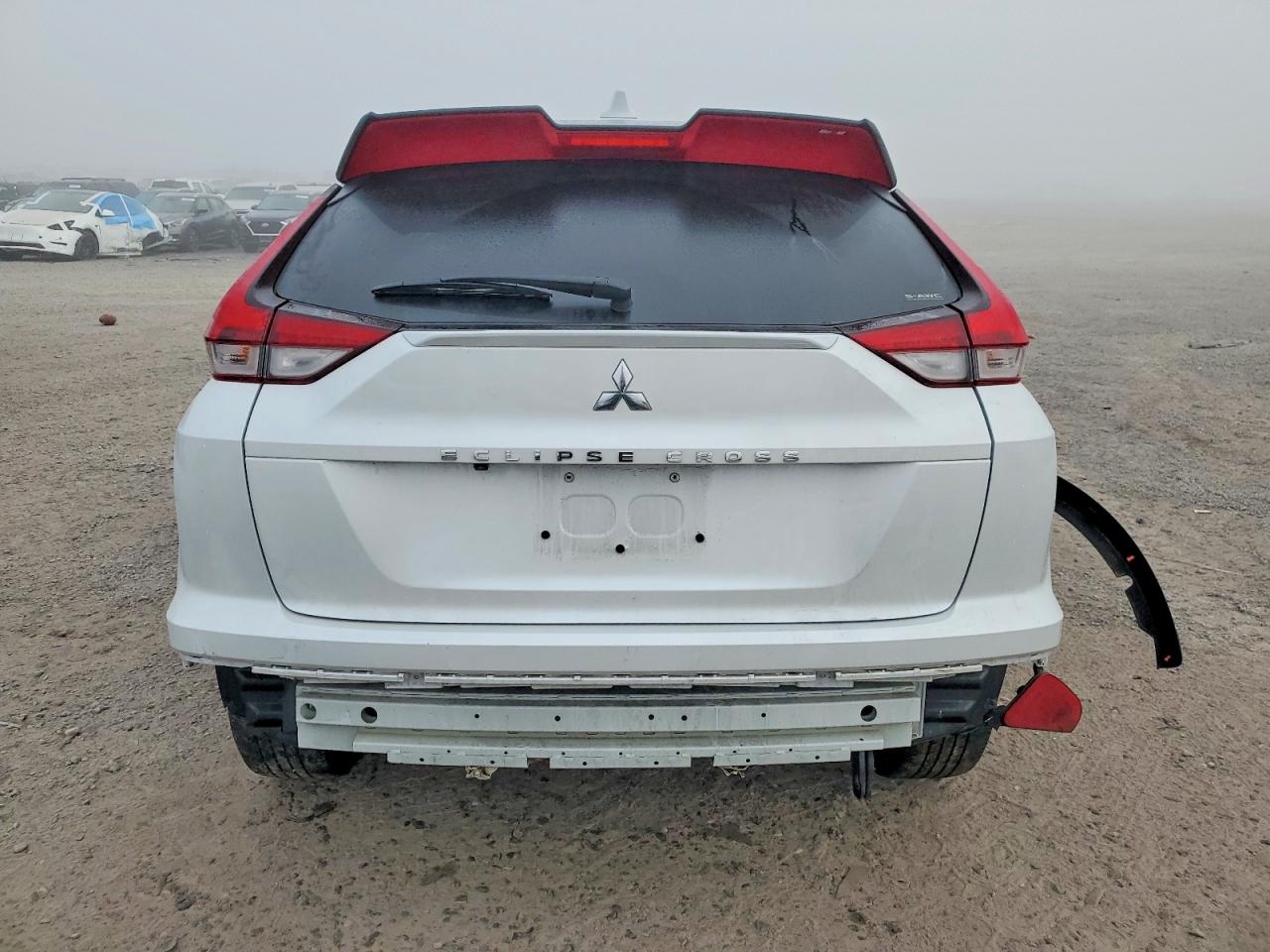 2024 MITSUBISHI ECLIPSE CROSS LE photo 6
