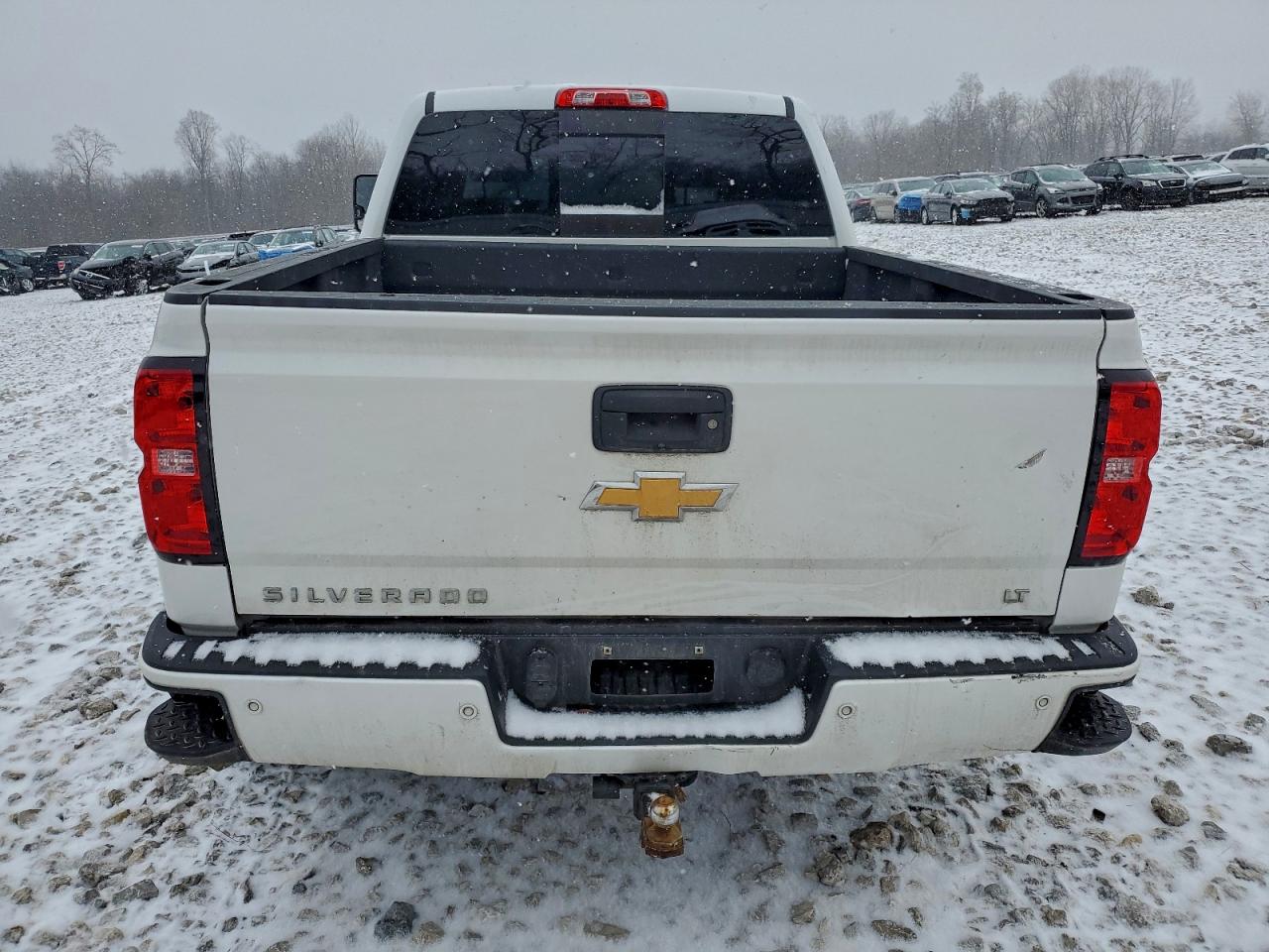2017 CHEVROLET SILVERADO K1500 LT photo 6