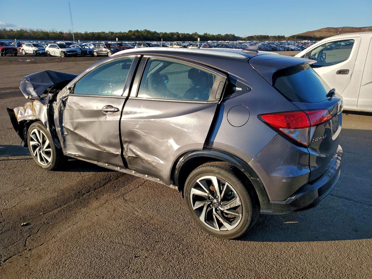 2019 HONDA HR-V SPORT photo 2