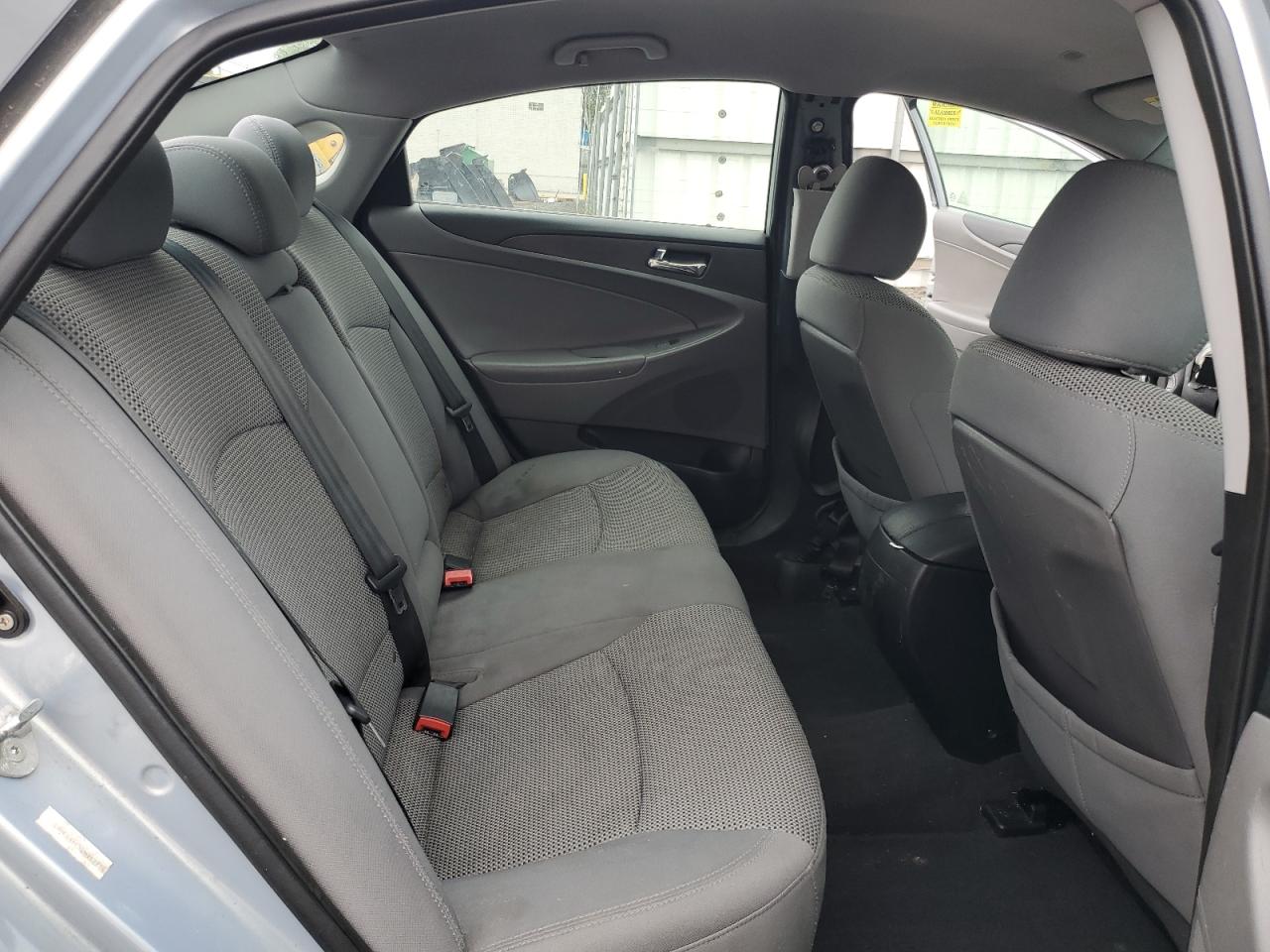 2011 HYUNDAI SONATA GLS photo 10