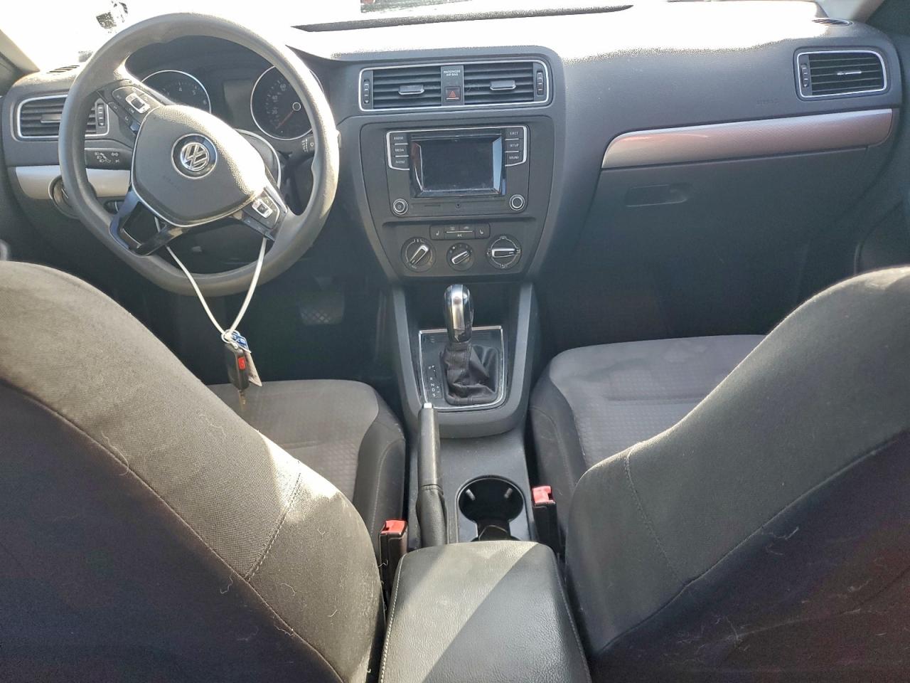 2018 VOLKSWAGEN JETTA S photo 8