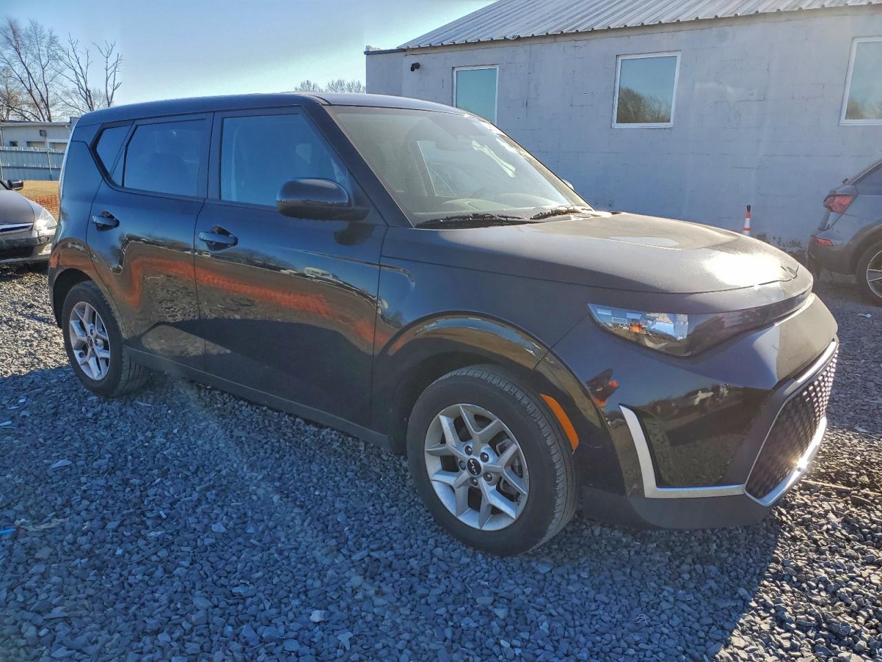 2024 KIA SOUL LX photo 4