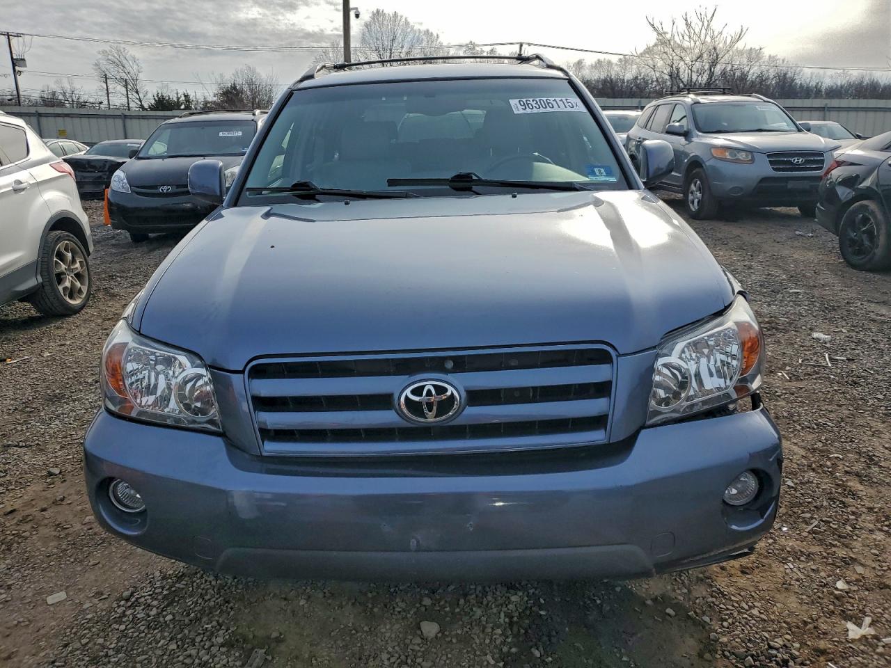 2005 TOYOTA HIGHLANDER LIMITED photo 9