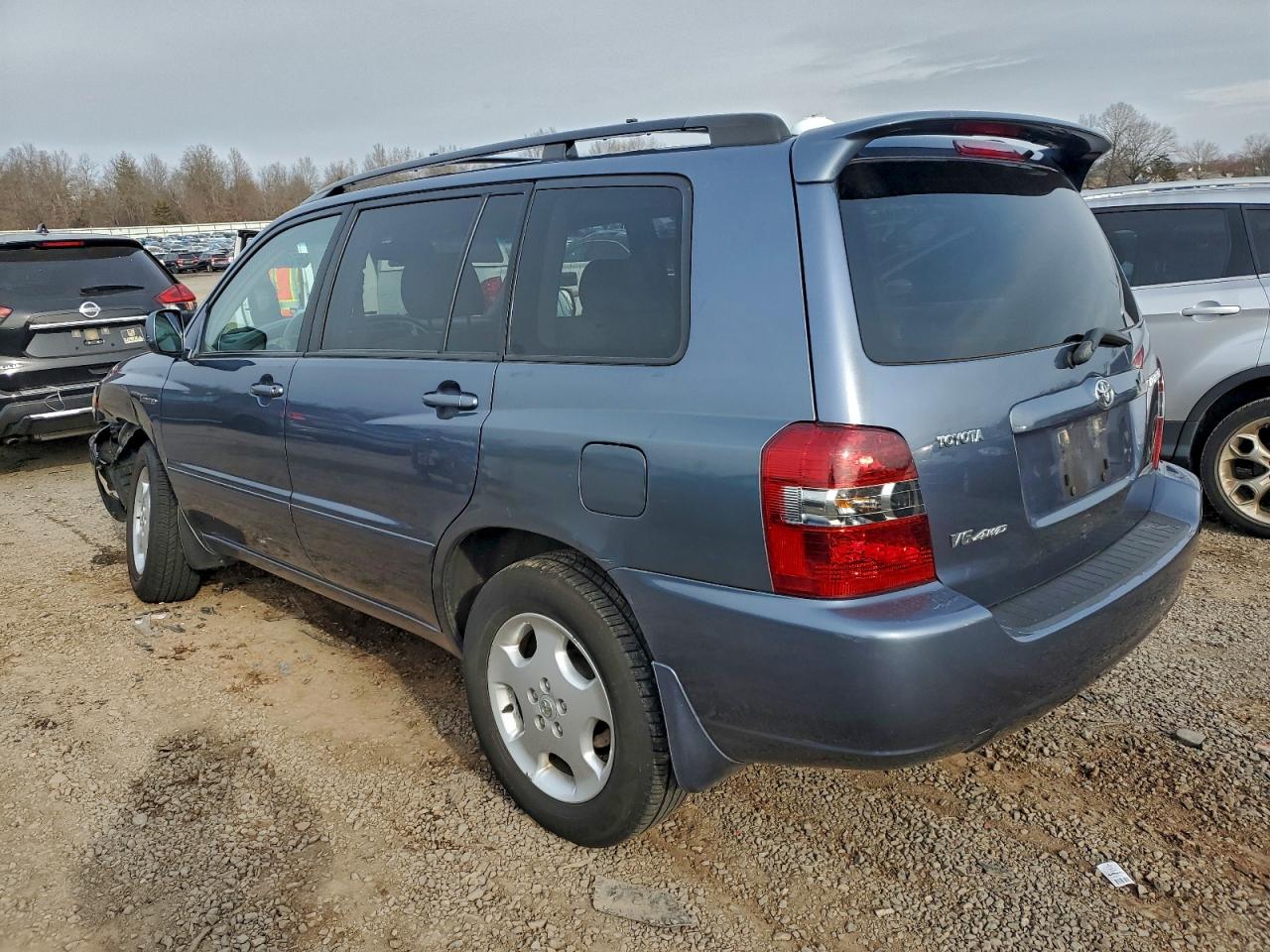 2005 TOYOTA HIGHLANDER LIMITED photo 3