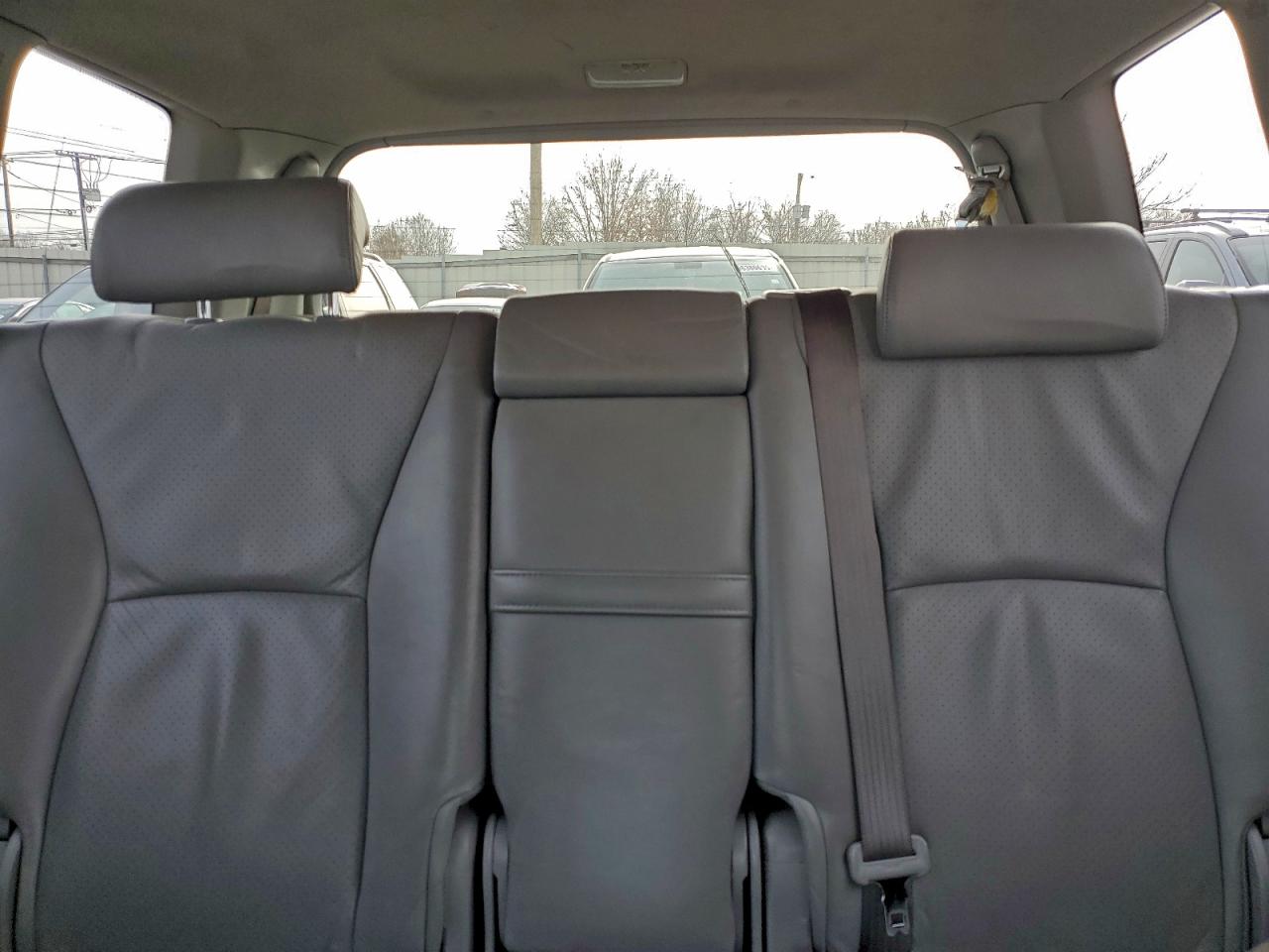 2005 TOYOTA HIGHLANDER LIMITED photo 19