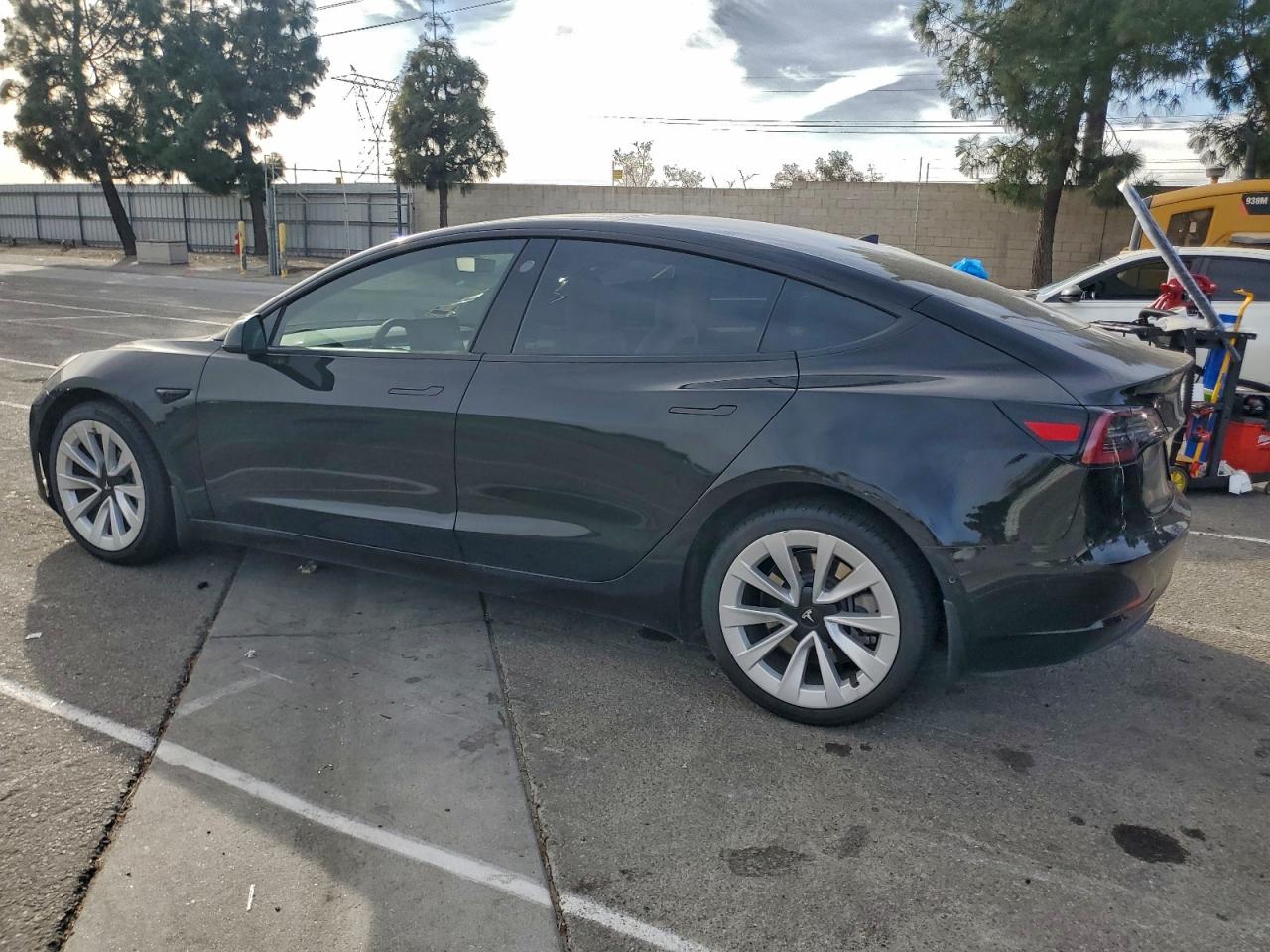 2022 TESLA MODEL 3 photo 2