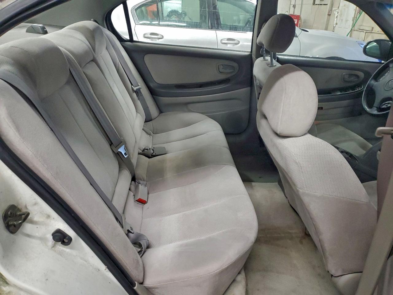 2001 NISSAN MAXIMA GXE photo 9