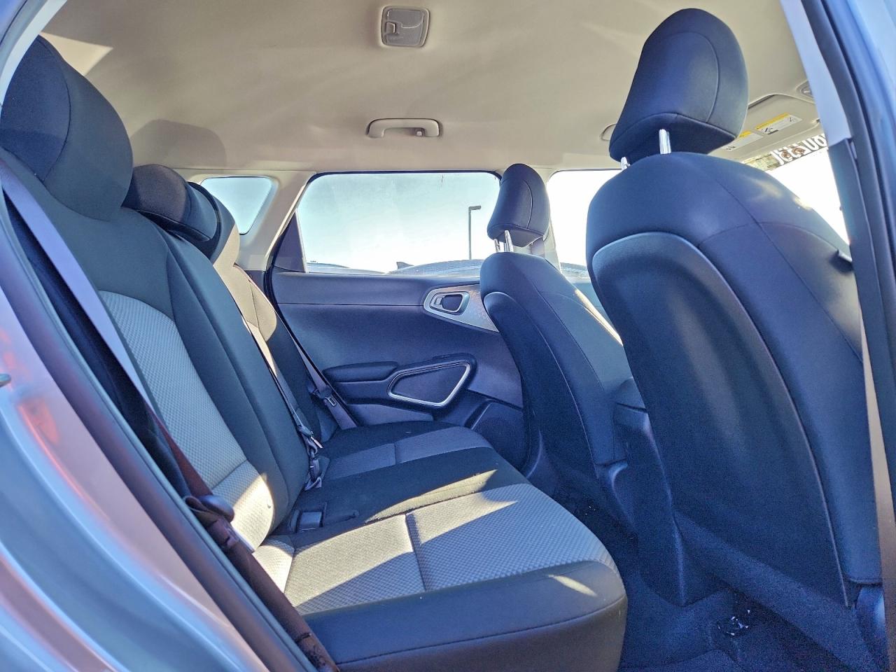 2025 KIA SOUL LX photo 11