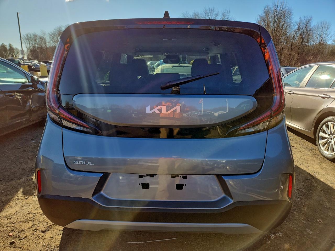 2025 KIA SOUL LX photo 6