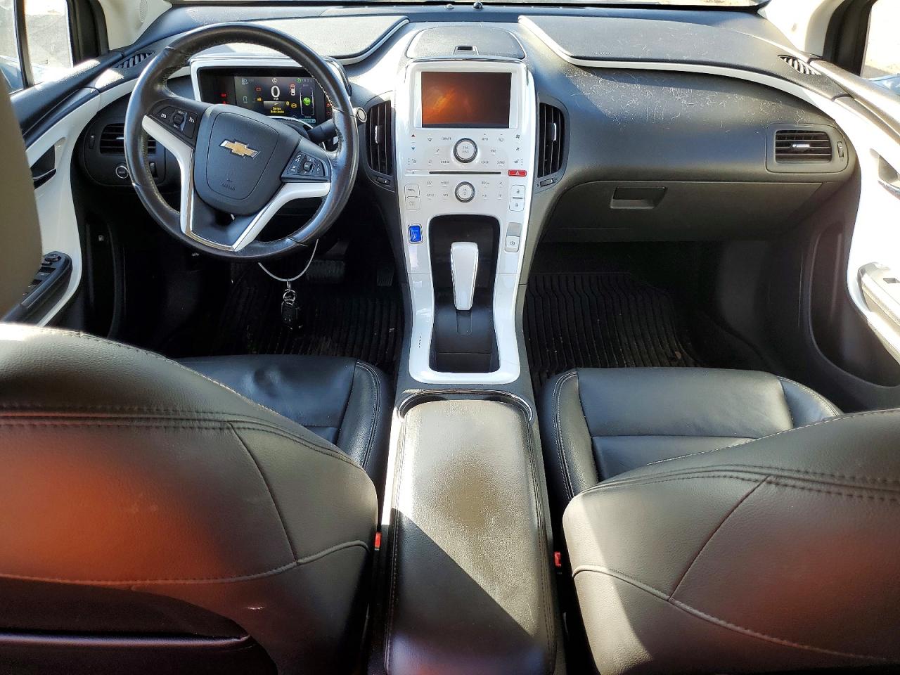 2015 CHEVROLET VOLT photo 15