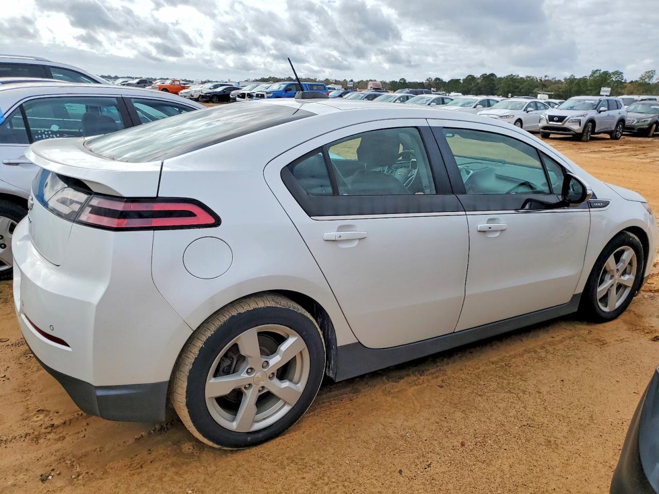 2015 CHEVROLET VOLT photo 5