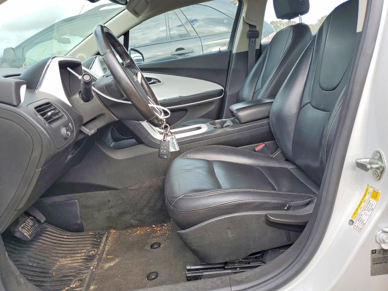 2015 CHEVROLET VOLT photo 13