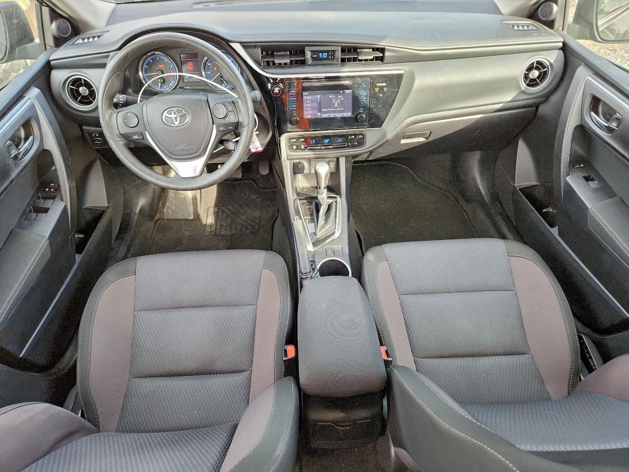 2017 TOYOTA COROLLA L photo 15