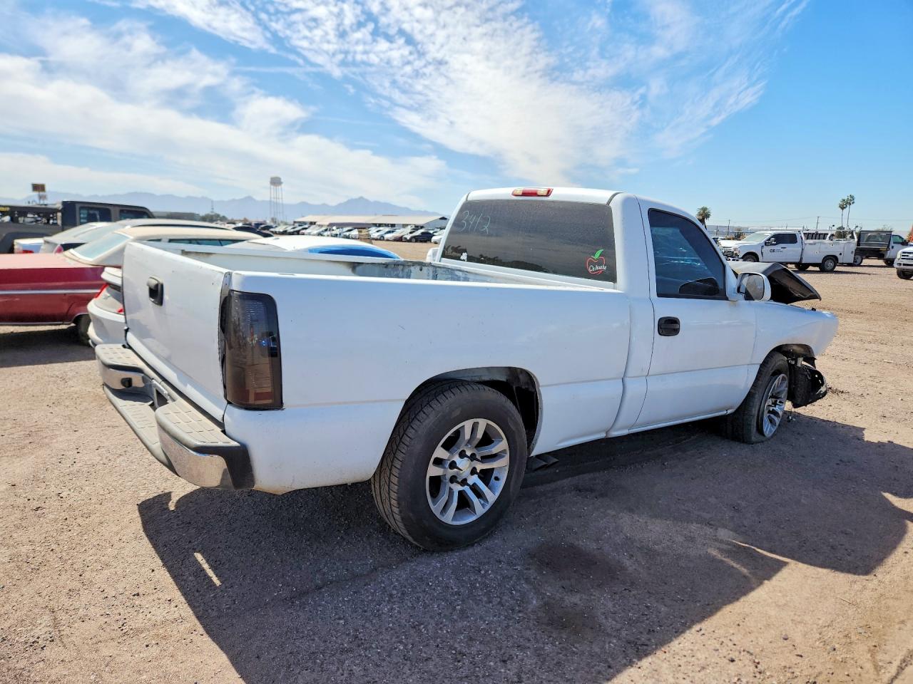 2004 CHEVROLET SILVERADO C1500 photo 5