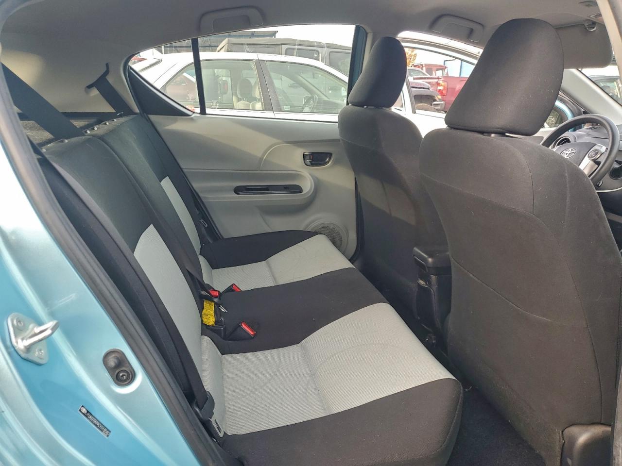 2012 TOYOTA PRIUS C photo 19