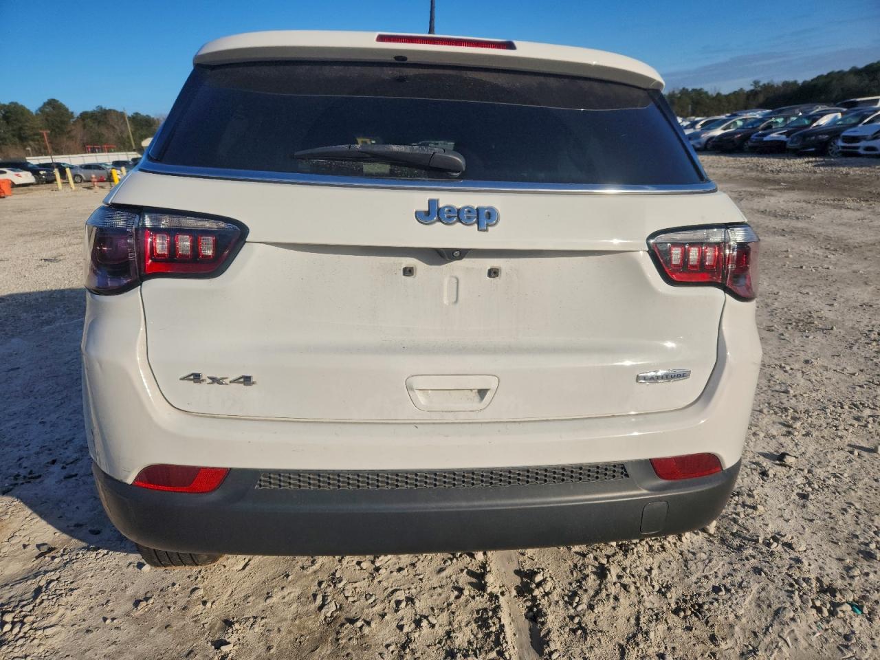 2022 JEEP COMPASS LATITUDE photo 6