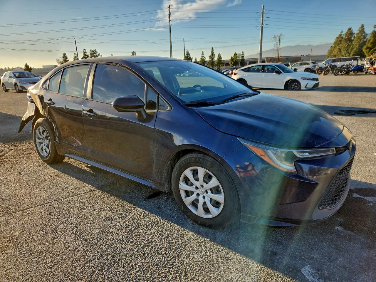 2021 TOYOTA COROLLA LE photo 4