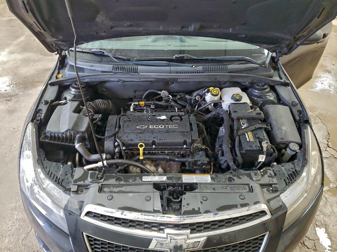 2014 CHEVROLET CRUZE LS photo 11