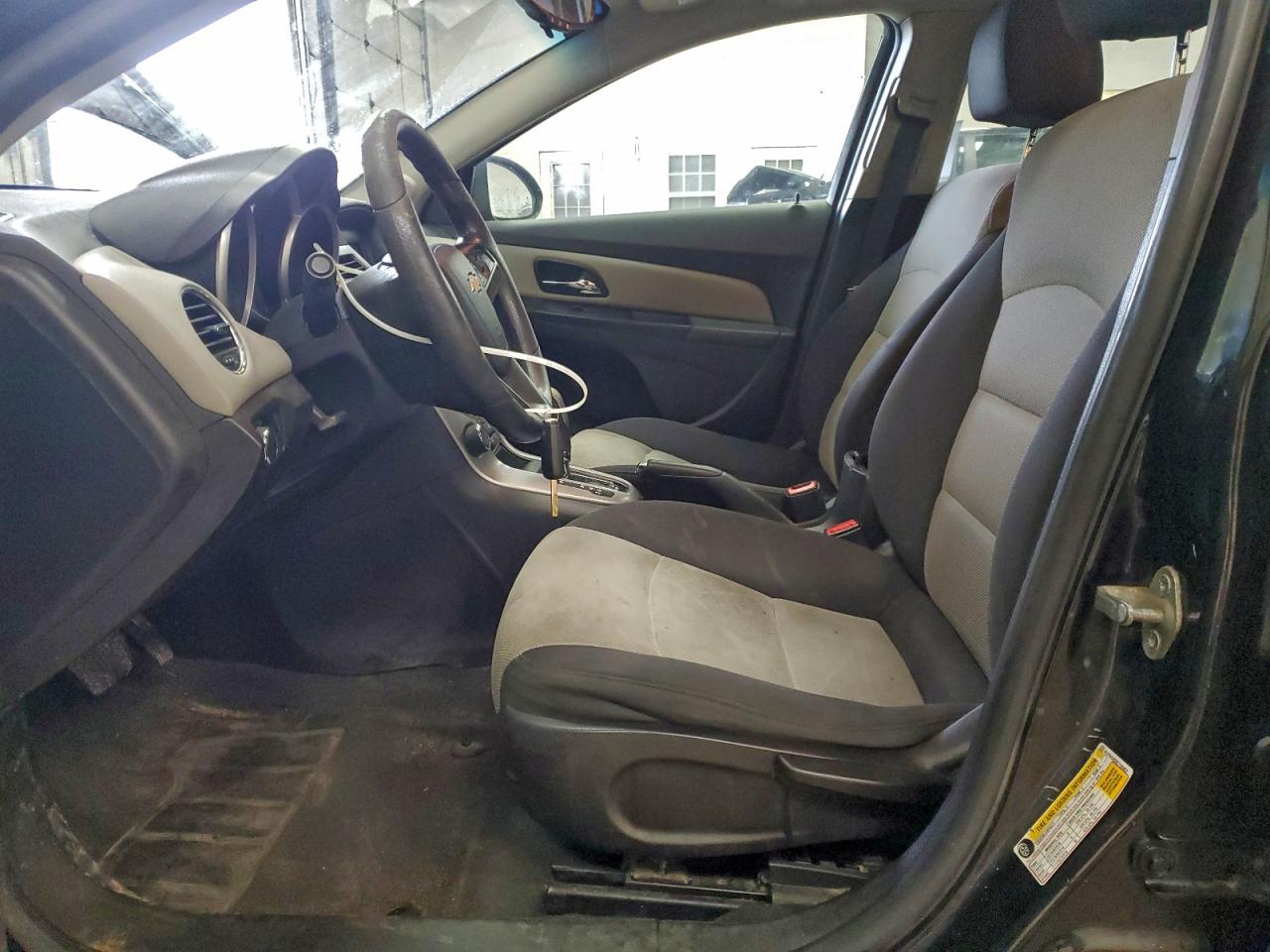 2014 CHEVROLET CRUZE LS photo 7