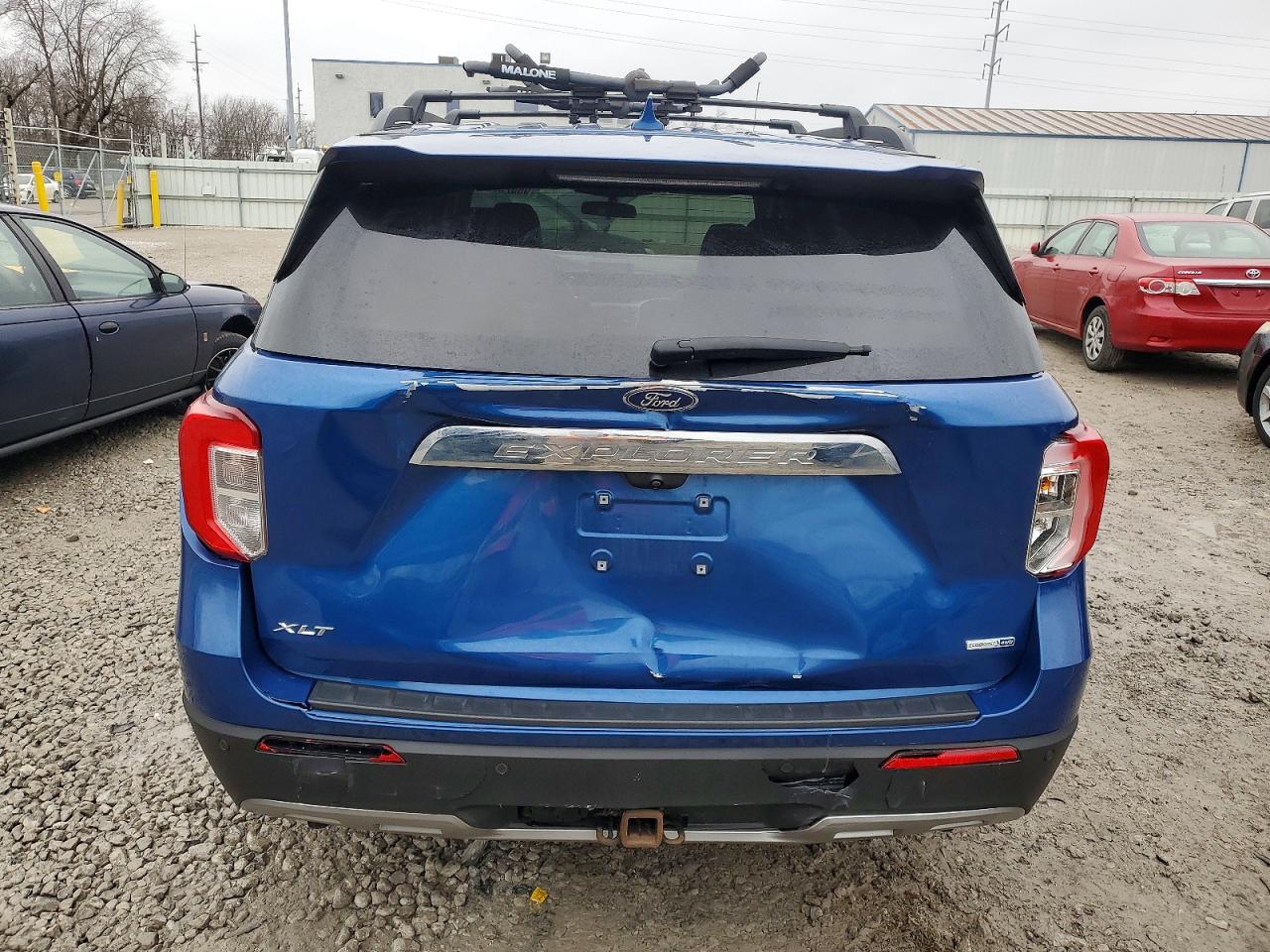 2020 FORD EXPLORER XLT photo 6