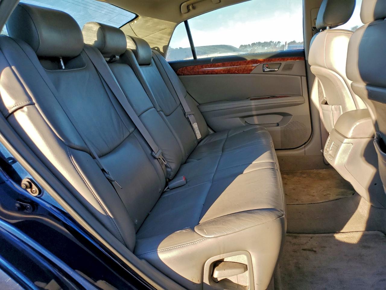 2005 TOYOTA AVALON XL photo 10