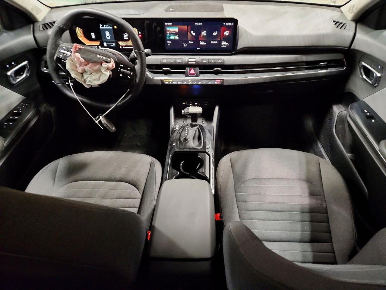 2025 KIA K4 EX photo 8