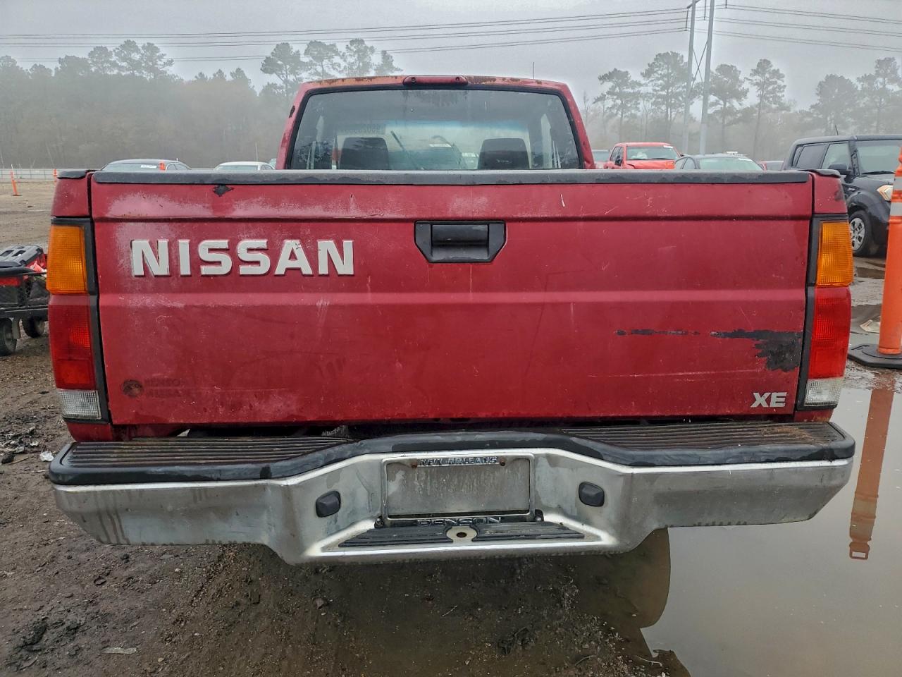 1995 NISSAN D21 photo 6