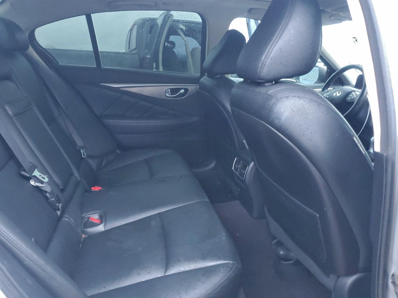 2015 INFINITI Q50 BASE photo 10